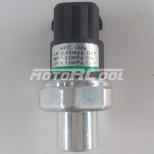 Датчик давления RC-U0457 для Audi A4/A6/A8/Passat B5, M10-P1.25, Female. HP: 2.95 Mpa Off, MP: 1.52 Mpa On LP: 0.13 Mpa Off, RFC-R134a