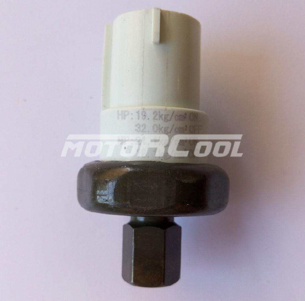 Датчик давления RC-U0473B для Ford Mondeo, M10-P1.25 Female HP: 19.2 kg/cm2 On, 32 kg/cm2 Off MP: 21.1 kg/cm2 On, 18.1 kg/cm2 Off. Датчик давления RC-U0473B для Ford Mondeo, M10-P1.25 Female HP: 19.2 kg/cm2 On, 32 kg/cm2 Off MP: 21.1 kg/cm2 On, 18.1 kg/cm2 Off.