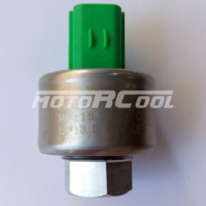 Датчик давления RC-U0495A для Opel, 7/16-20 UNF Female, HP: 28 bar Off, MP: 15.5 Bar Off, LP: 3.5 Bar Off.